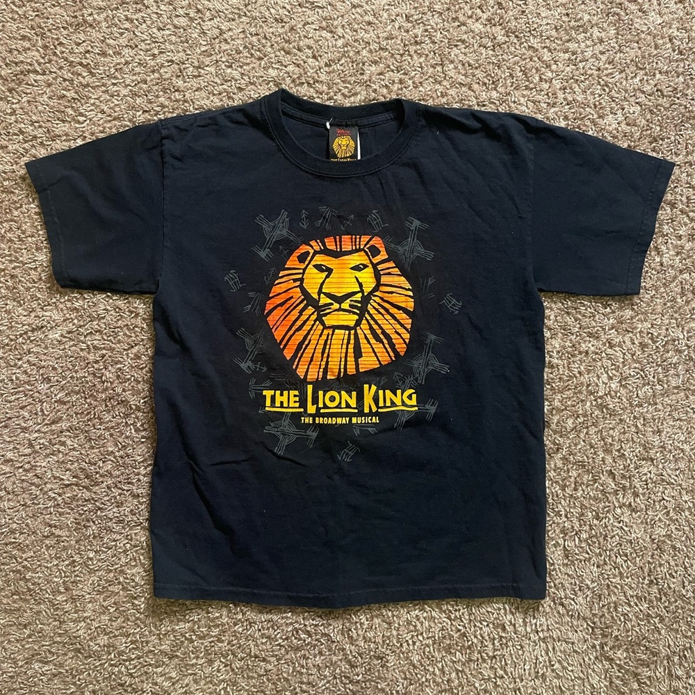 Disney Broadway Musical Black T Shirt Boys Large.